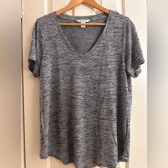 Athleta - Tee in Navy & White - Picture 1 of 4